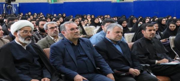 سلسه جلسات اخلاق دانشگاهیان با حضور نماینده ولی فقیه و امام جمعه اردبیل