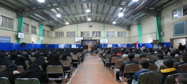 سلسه جلسات اخلاق دانشگاهیان با حضور نماینده ولی فقیه و امام جمعه اردبیل