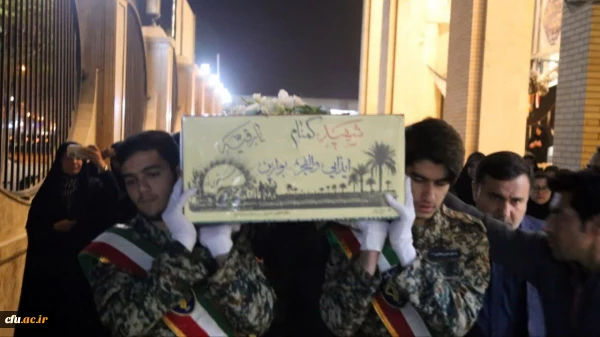 گزارش تصویری از مراسم استقبال از پیکر مطهر شهـــید گمـــنام⚘️ در مرکز امام خمینی(ره)کاشان 2