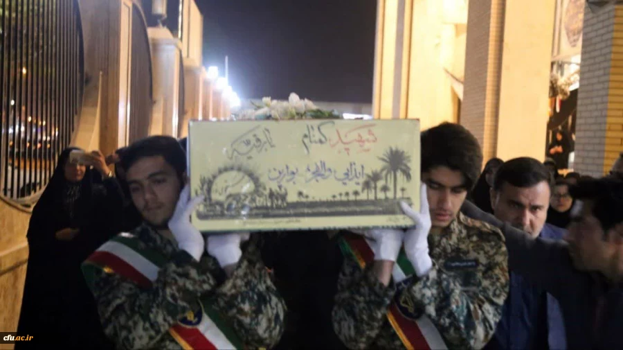 گزارش تصویری از مراسم استقبال از پیکر مطهر شهـــید گمـــنام⚘️ در مرکز امام خمینی(ره)کاشان 2