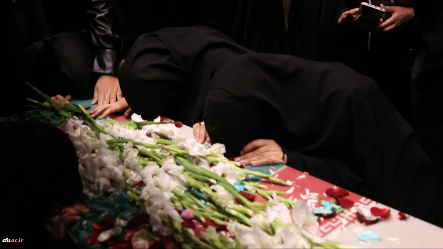 گزارش تصویری از مراسم استقبال از پیکر مطهر شهـــید گمـــنام⚘️ در مرکز امام خمینی(ره)کاشان 2