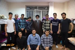 دیدار با تشکل های دانشجویی و بازدید سرزده نماینده ولی فقیه در استان از سرای شهید مدرس پردیس علامه امینی تبریز 17