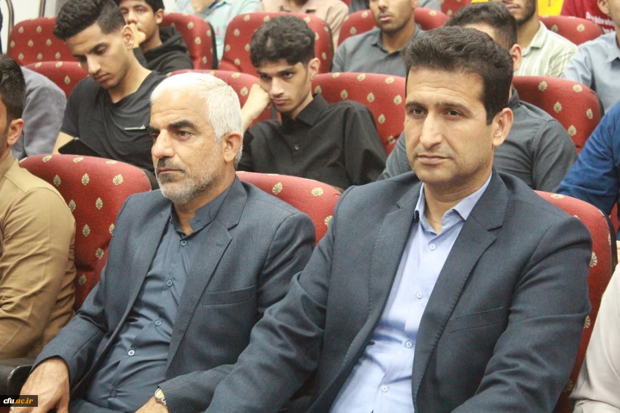 با حضور استاندار بوشهر و همزمان با تشییع پیکر شهید خوشنام؛
آئین بزرگداشت روز دانشجو در پردیس علامه طباطبایی برگزار شد 9