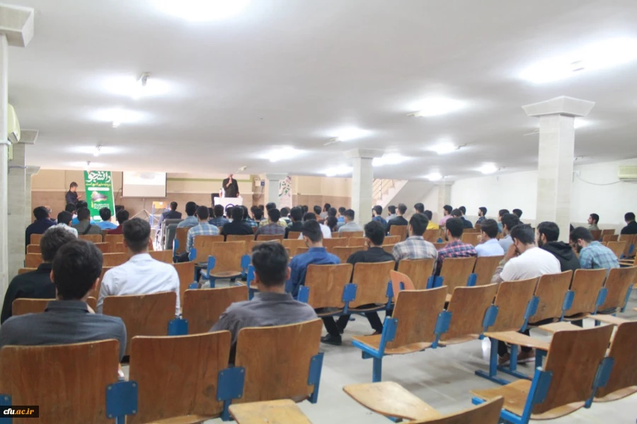 با حضور رئیس دانشگاه فرهنگیان استان بوشهر و مسئولان شهرستان دشتستان؛
آئین بزرگداشت روز دانشجو در مرکز شهید رجایی برازجان برگزار شد 4