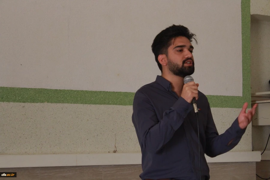 با حضور رئیس دانشگاه فرهنگیان استان بوشهر و مسئولان شهرستان دشتستان؛
آئین بزرگداشت روز دانشجو در مرکز شهید رجایی برازجان برگزار شد 9