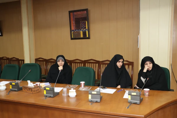 جلسه هم اندیشی اساتید دانشگاه فرهنگیان با عنوان "بررسی ایده های  نو وعینی در ارتقای اعضای هئیت علمی " 7