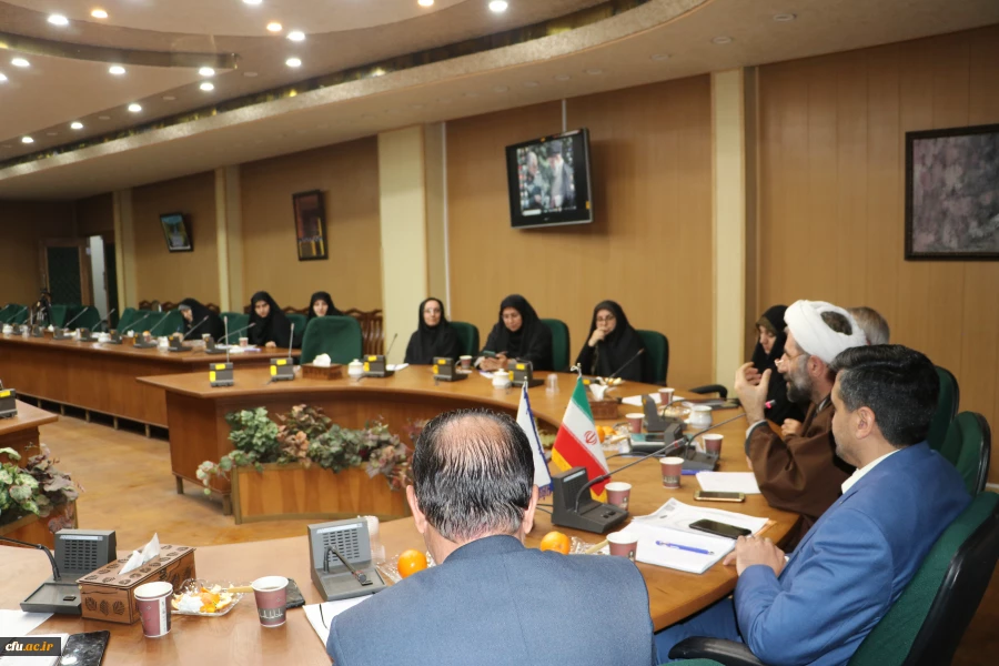 جلسه هم اندیشی اساتید دانشگاه فرهنگیان با عنوان "بررسی ایده های  نو وعینی در ارتقای اعضای هئیت علمی " 9