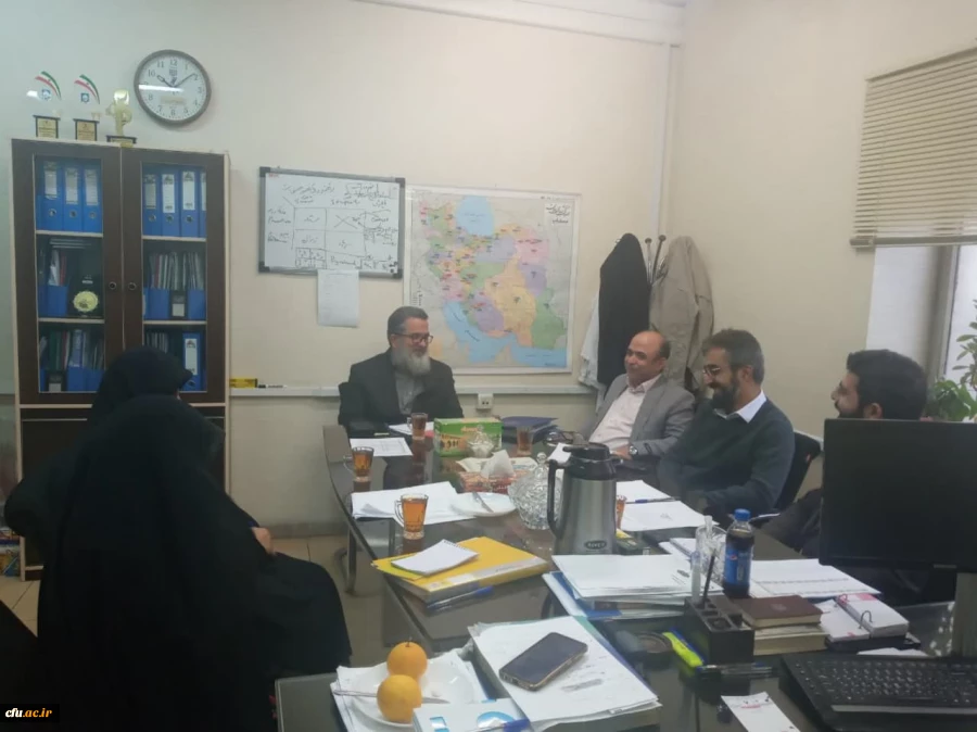 ابلاغ دکتر غیاثی بعنوان سرپرست کل ستاد برگزاری جشنواره ملی دانش آموختگان شاهد و ایثارگر دانشگاههای سراسر کشور 5