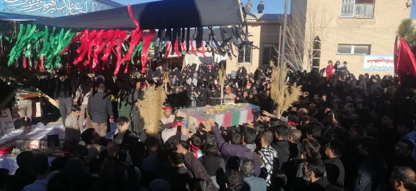 مراسم وداع با پیکر مطهر شهید گمنام در دانشگاه فرهنگیان واحد شهید بهشتی اقلید 5