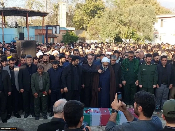 مراسم تشییع و تدفیندو شهید گمنام هشت سال دفاع مقدس در دانشگاه فرهنگیان استان مازندران 5