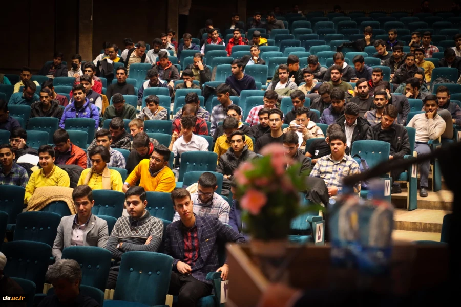 برگزاری جشن با شکوه گرامیداشت روز دانشجو
 7