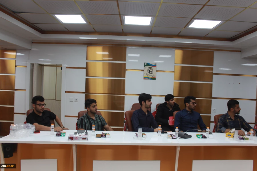 بررسی آثار محمدعلی جمالزاده در محفل دوستداران کتاب دانشگاه فرهنگیان استان بوشهر 7