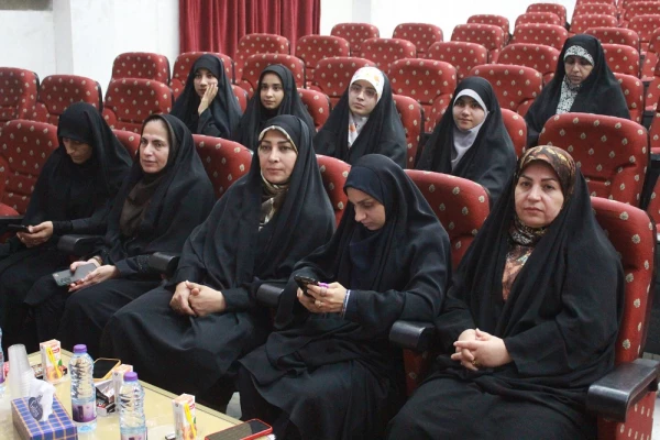 با حضور معاون نهاد رهبری در دانشگاه ها برگزار شد؛
آئین تکریم و معارفه مسئولان سابق و جدید نهاد رهبری دانشگاه فرهنگیان استان بوشهر 9