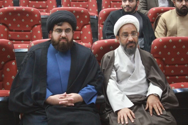 با حضور معاون نهاد رهبری در دانشگاه ها برگزار شد؛
آئین تکریم و معارفه مسئولان سابق و جدید نهاد رهبری دانشگاه فرهنگیان استان بوشهر 16