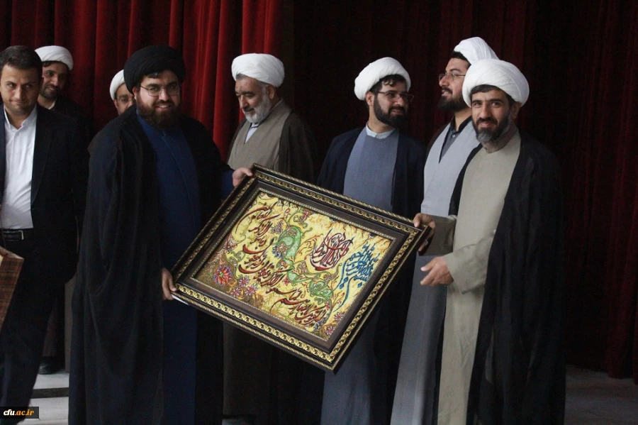 با حضور معاون نهاد رهبری در دانشگاه ها برگزار شد؛
آئین تکریم و معارفه مسئولان سابق و جدید نهاد رهبری دانشگاه فرهنگیان استان بوشهر 18