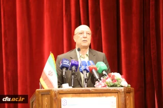 وزیر علوم تحقیقات و فناوری:

دانشجویان شاهد و ایثارگر علاوه بر سرآمد علمی باید سرآمد فرهنگی نیز باشند