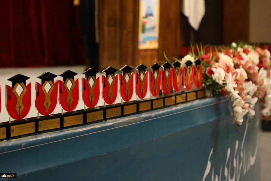 آیین نکوداشت دانش آموختگان ممتاز شاهد و ایثارگر دانشگاه ها و مراکز آموزش عالی سراسر کشور 34