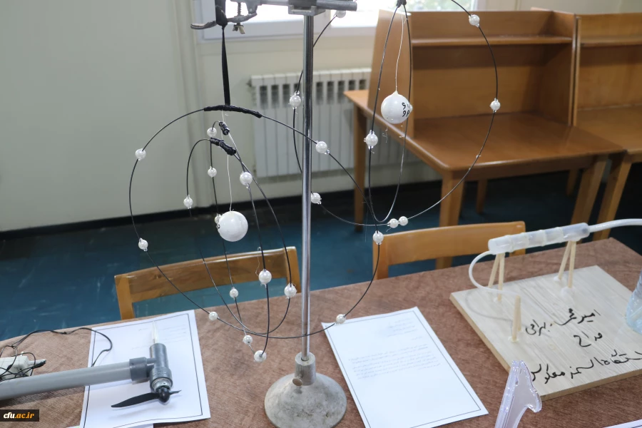 گشایش نمایشگاه دست سازه های دانشجو معلمان خلاق در دانشگاه فرهنگیان آذربایجان شرقی 3