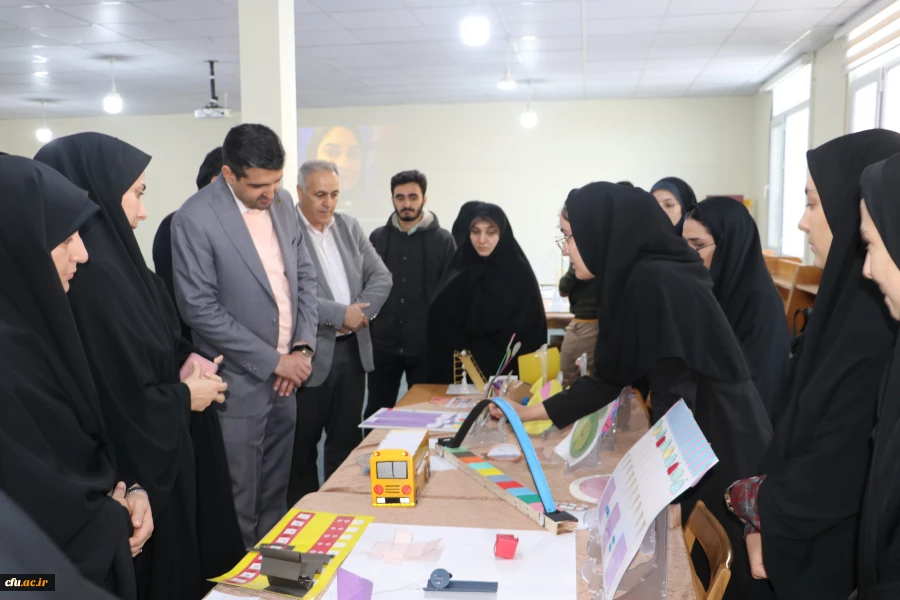 گشایش نمایشگاه دست سازه های دانشجو معلمان خلاق در دانشگاه فرهنگیان آذربایجان شرقی 12