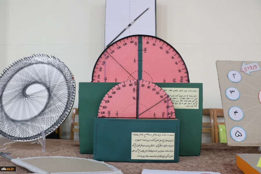 گشایش نمایشگاه دست سازه های دانشجو معلمان خلاق در دانشگاه فرهنگیان آذربایجان شرقی 15