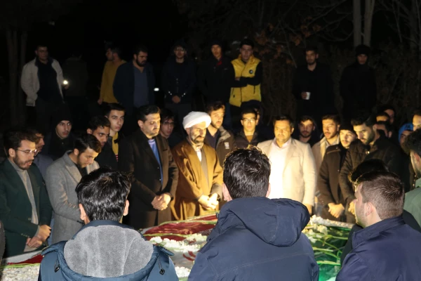 اولین مراسم سالگرد تدفین شهید گمنام در دانشگاه فرهنگیان آذربایجان شرقی برگزار شد 7