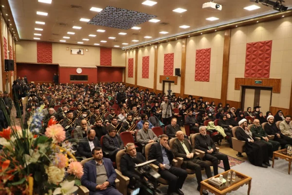 آیین نکوداشت دانش آموختگان ممتاز شاهد و ایثارگر دانشگاه ها و مراکز آموزش عالی سراسر کشور 6