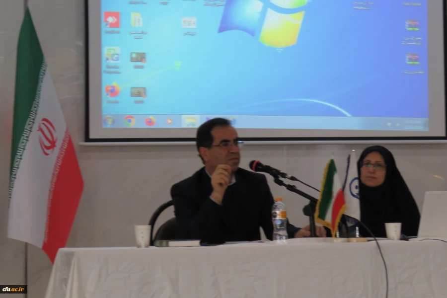 دوره توجیهی-آموزشی مدیران و معلمان راهنمای درس کارورزی
 8