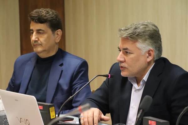 نشست صمیمی ریاست مرکز نظارت ، ارزیابی و تضمین کیفیت دانشگاه فرهنگیان با اساتید و اعضای هیأت و علمی 4