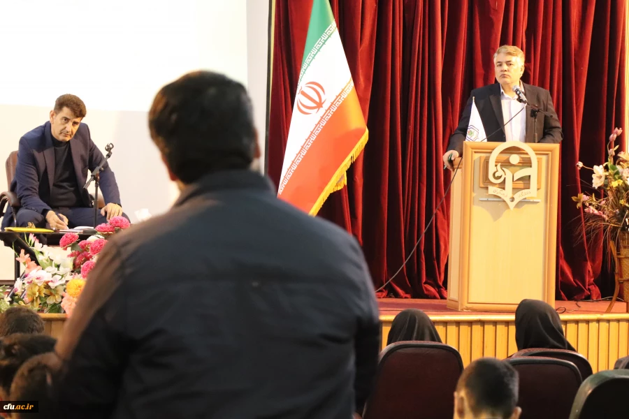 نشست صمیمی ریاست مرکز نظارت ، ارزیابی و تضمین کیفیت دانشگاه فرهنگیان با دانشجومعلمان  2