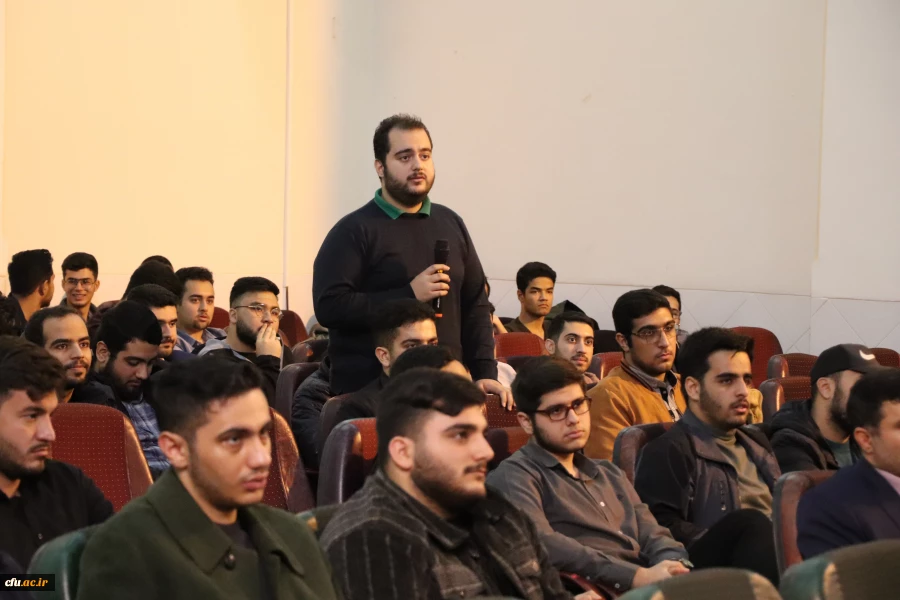 نشست صمیمی ریاست مرکز نظارت ، ارزیابی و تضمین کیفیت دانشگاه فرهنگیان با دانشجومعلمان  9