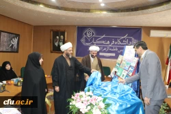 رونمایی از مجموعه ۴۰ جلدی «ره نامه» در دانشگاه فرهنگیان استان آذربایجان شرقی 2