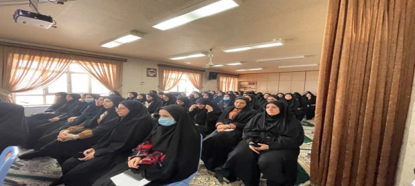 گفتمان الگوی سوم زن در انقلاب اسلامی ایران در پردیس بنت الهدی صدر اردبیل