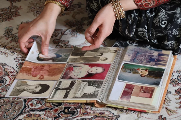 بسی مایه افتخار است که یاد و خاطره شهدا را زنده بداریم و با این چراغ روشن و نورانی به راهمان ادامه دهیم . 9