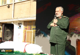 جانشین فرمانده کل سپاه پاسداران:

شهدا پشتوانه هایی بزرگ و مهم برای ما هستند
