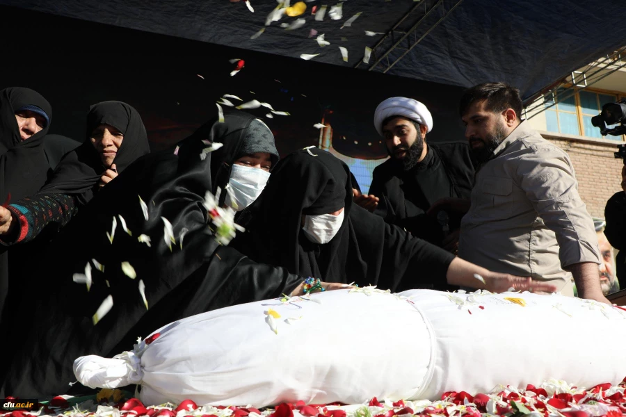 آیین تشییع و تدفین پیکر مطهر شهید گمنام در مرکز آموزش عالی شهید باهنر تهران 29