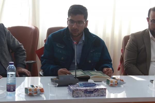 با حضور مدیرکل فرهنگ و ارشاد اسلامی استان بوشهر؛
رونمایی از مجموعه 40 جلدی ره نامه مقام معظم رهبری دردانشگاه فرهنگیان بوشهر  2