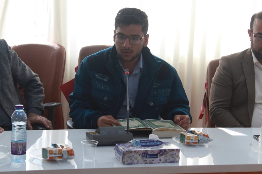 با حضور مدیرکل فرهنگ و ارشاد اسلامی استان بوشهر؛
رونمایی از مجموعه 40 جلدی ره نامه مقام معظم رهبری دردانشگاه فرهنگیان بوشهر  2