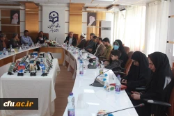 با حضور مدیرکل فرهنگ و ارشاد اسلامی استان بوشهر؛
رونمایی از مجموعه 40 جلدی ره نامه مقام معظم رهبری دردانشگاه فرهنگیان بوشهر  12