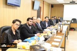 نشست هم اندیشی دکتر عالمیان با دبیران کانون های دانشجویی همیاران بهداشت و سلامت استان تهران و البرز 3