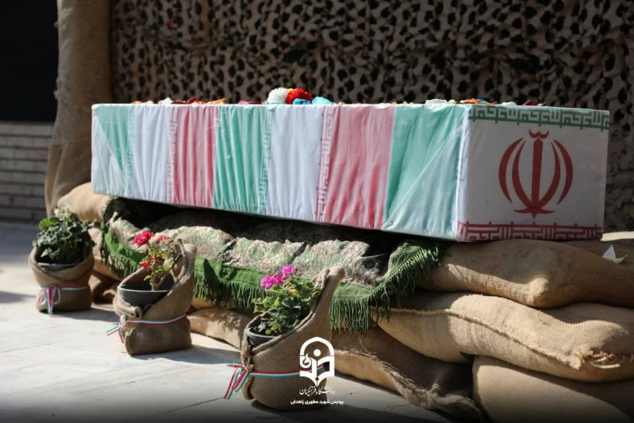 سالگرد تدفین شهید گمنام در پردیس رسالت استان سیستان و بلوچستان با حضور مدیر کل امور شاهد و ایثارگران 5