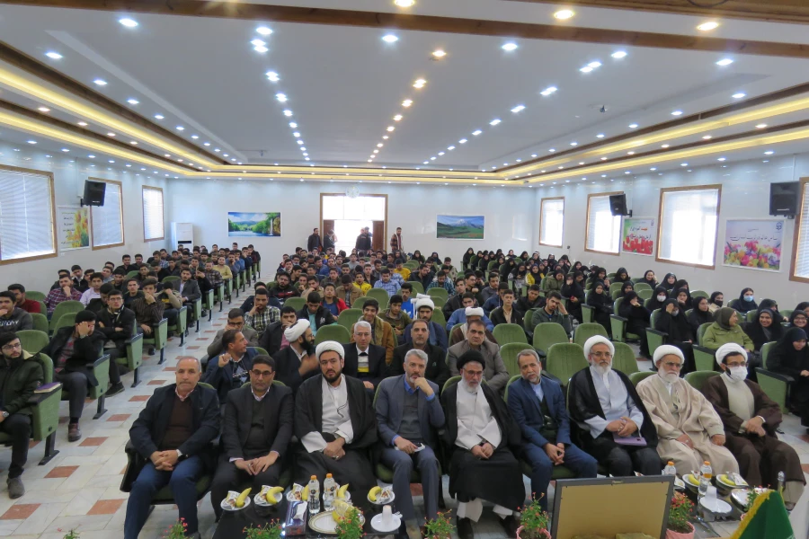 نشست تخصصی «تربیت اندیشه محور»
 3