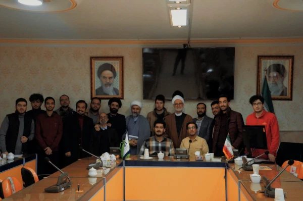 نشست معاون فرهنگی و اجتماعی دانشگاه فرهنگیان با فعالان فرهنگی پردیس های استان خراسان رضوی
 3