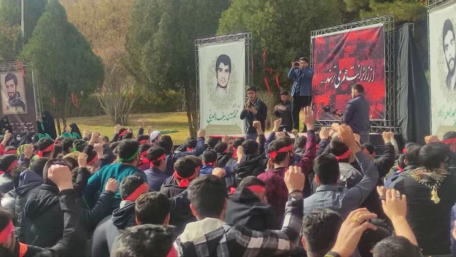  مراسم گرامیداشت شهدای حادثه تروریستی گلزار شهدای بین المللی کرمان ودانشجومعلم "شهیده فائزه رحیمی"  2