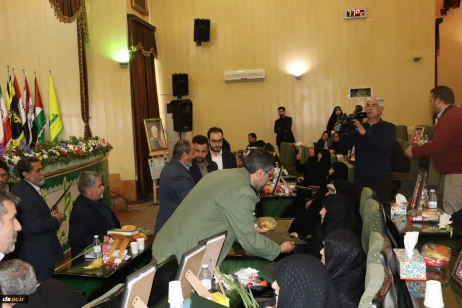 آیین تکریم و تجلیل از 72 مادر شهید به مناسبت میلاد حضرت زهرا (س) در استان آذربایجان شرقی 10