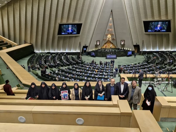 بازدید دانشجومعلمان از صحن علنی مجلس شورای اسلامی  2