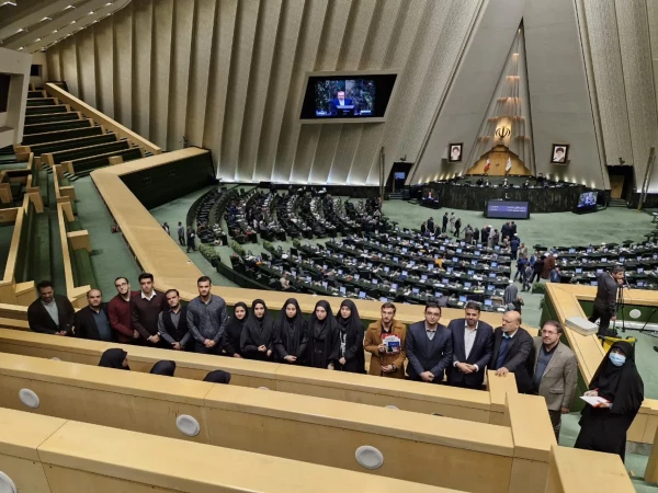 بازدید دانشجومعلمان از صحن علنی مجلس شورای اسلامی  3