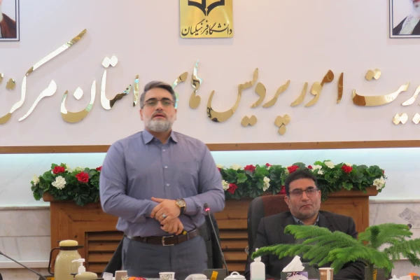 نشست تخصصی آشنایی با فرقه های نو ظهور
 4