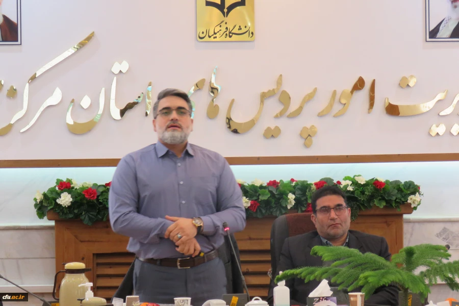 نشست تخصصی آشنایی با فرقه های نو ظهور
 4