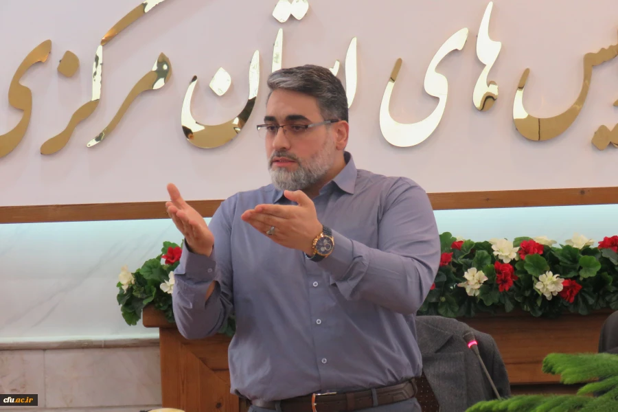 نشست تخصصی آشنایی با فرقه های نو ظهور
 5