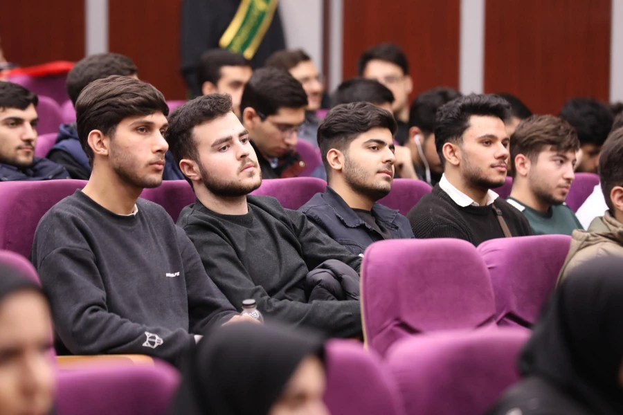 ا ولین همایش ملی تربیت در مکتب شهید حاج قاسم سلیمانی- پردیس نسیبه 9